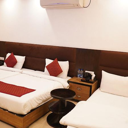 Hotel O Delhi, Near Karol Bagh Main Market And Metro Station New Delhi Exterior photo