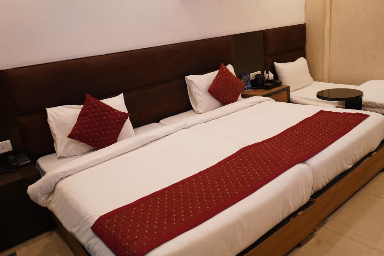 Hotel O Delhi, Near Karol Bagh Main Market And Metro Station New Delhi Exterior photo