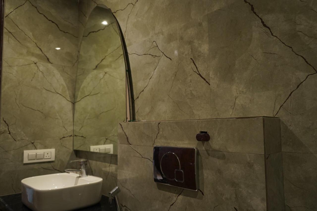 Hotel O Delhi, Near Karol Bagh Main Market And Metro Station New Delhi Exterior photo